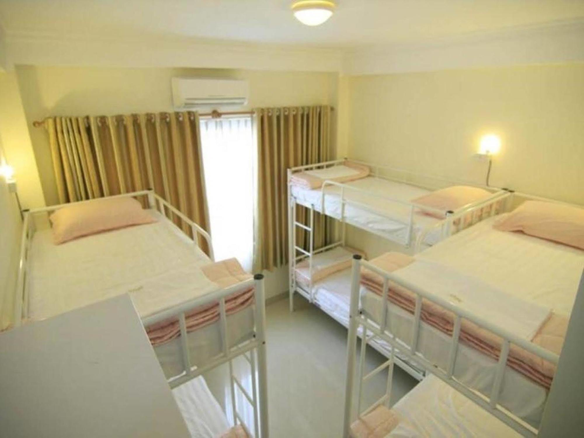 Phan Anh Hotel - Bui Vien Walking Street Хошимін Екстер'єр фото