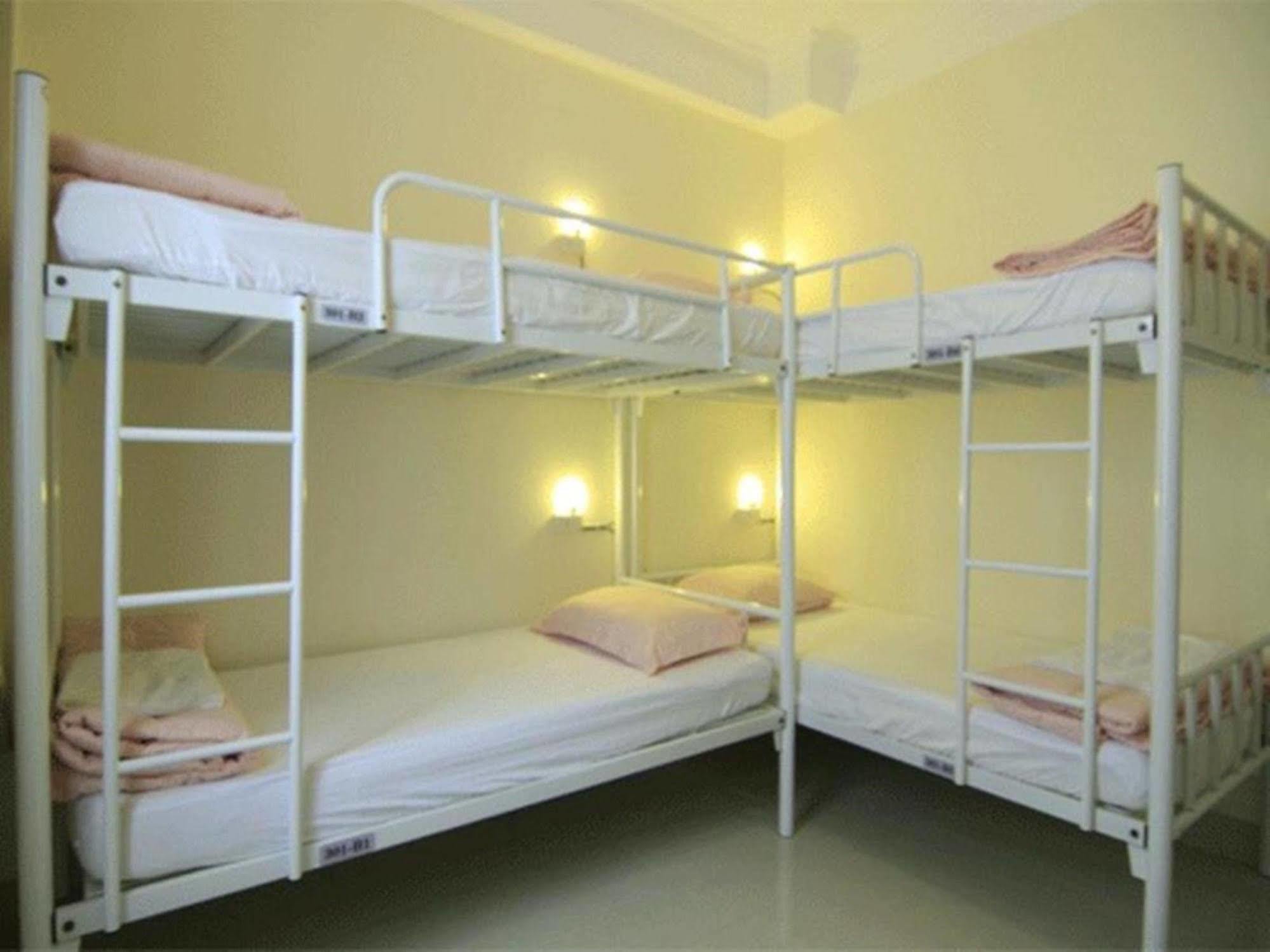 Phan Anh Hotel - Bui Vien Walking Street Хошимін Екстер'єр фото
